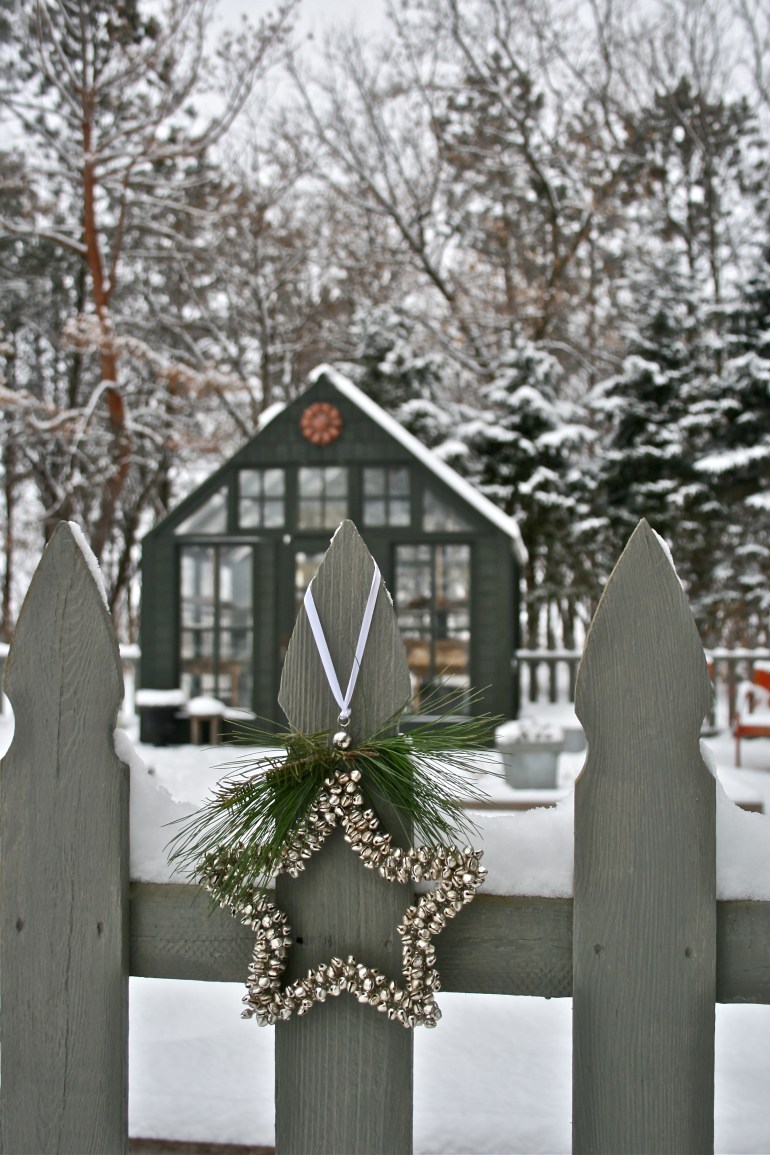 Christmas In The Garden