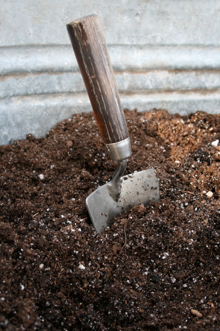 A Good Recipe-For Soilless Mix